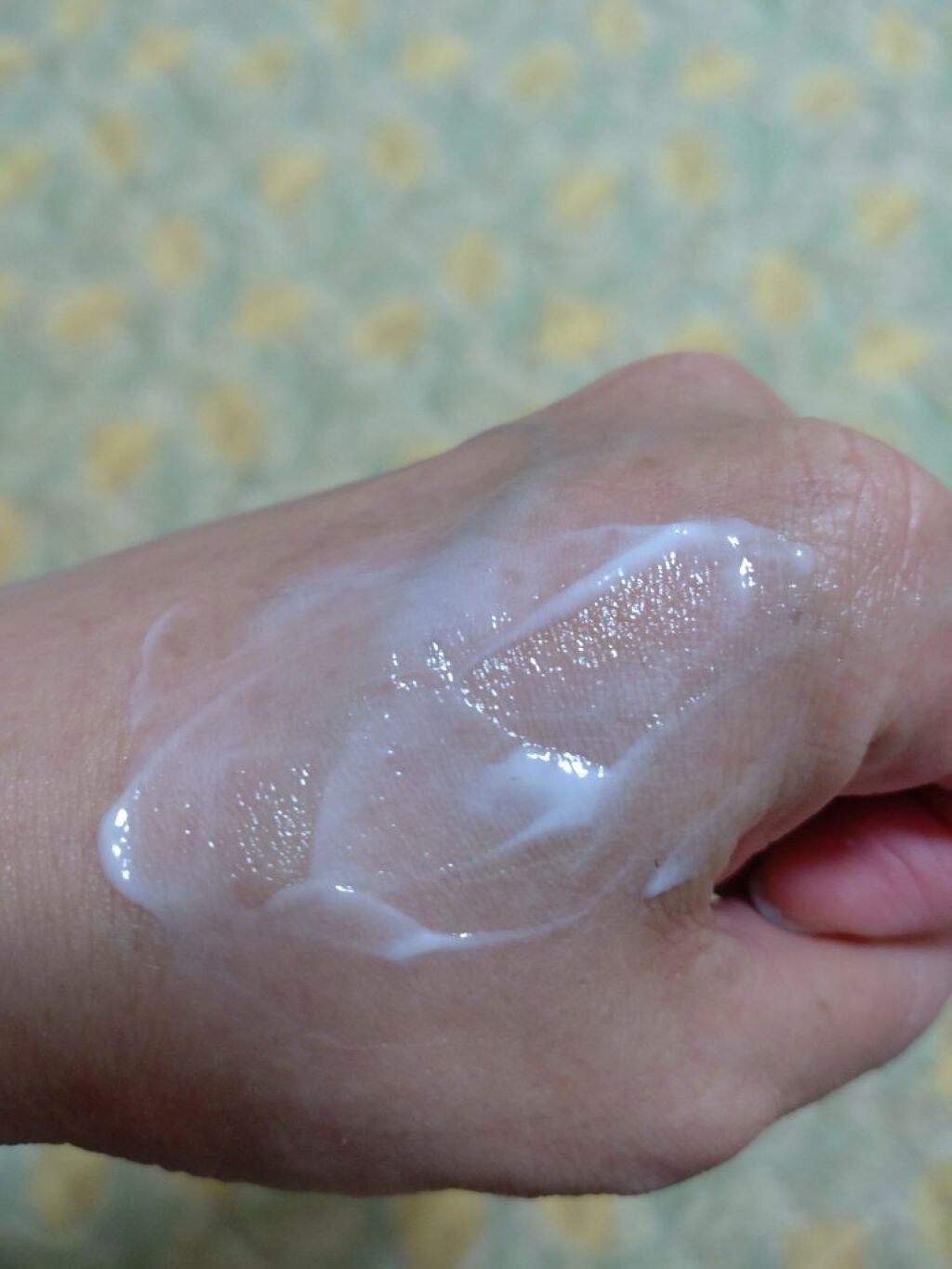 ヴァセリン アドバンスドリペア ボディローション 無香料/ヴァセリン/ボディローションを使ったクチコミ(4枚目)