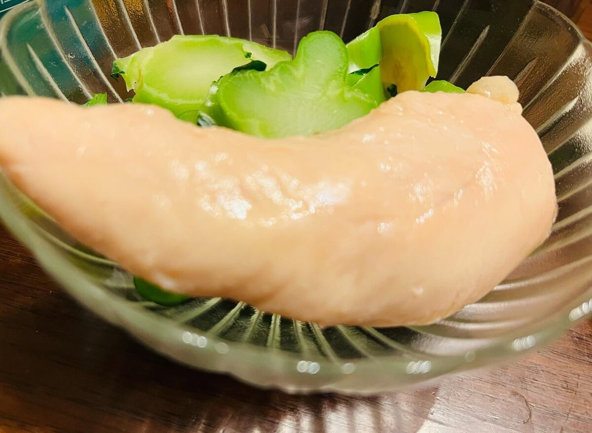 chiekotan on LIPS 「持ち運び可能なささみの常温サラダチキン、『どこでもチキン』⭐️..」(2枚目)