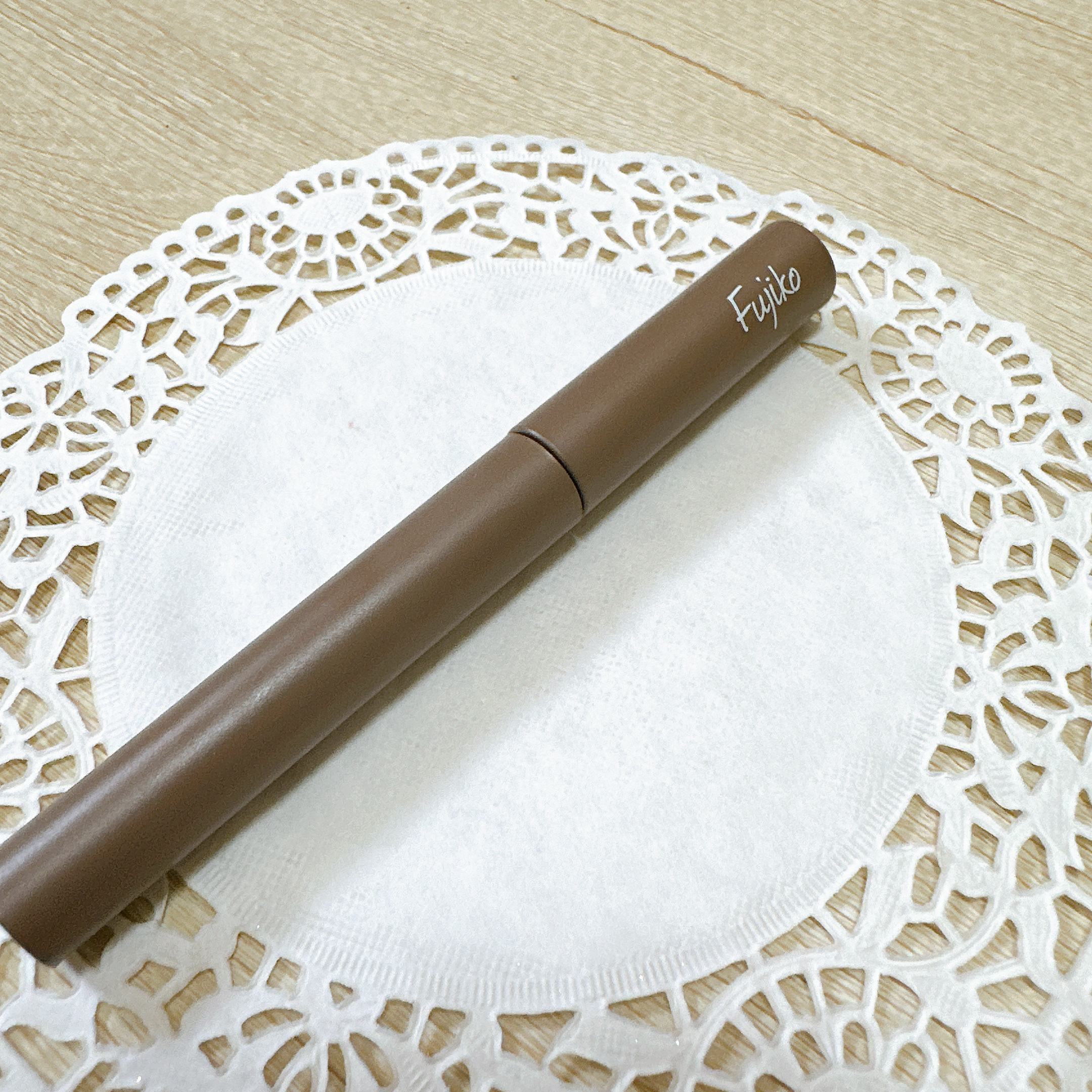 マジカルアイブロウカラー 01 ナチュラルブラウン/Fujiko/眉マスカラを使ったクチコミ（2枚目）