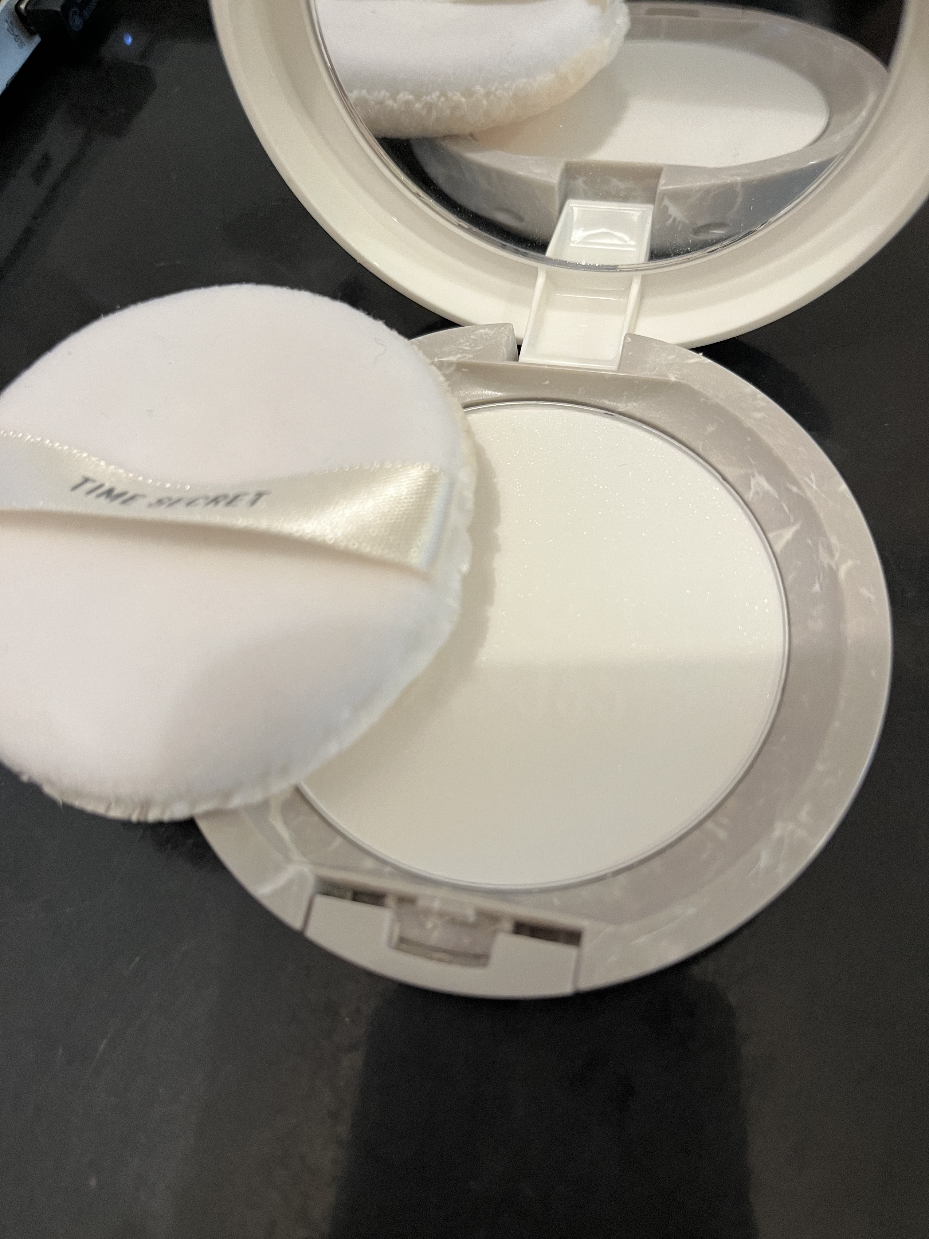 ミネラル 薬用プレストクリアベール/TIME SECRET/プレストパウダーを使ったクチコミ（1枚目）