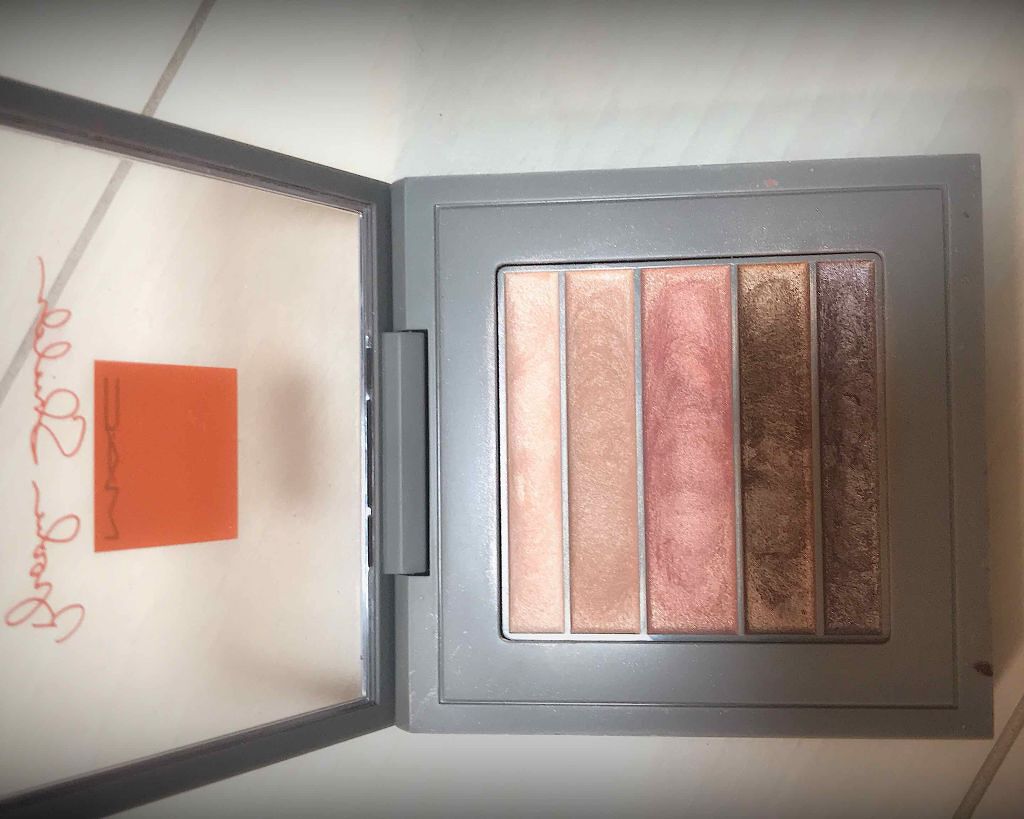 ヴェラックス パールフュージョン シャドウ/M・A・C/アイシャドウパレットを使ったクチコミ（1枚目）