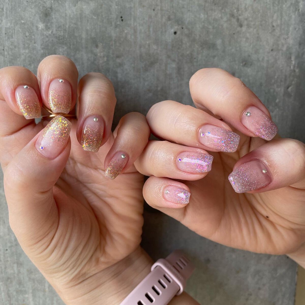 mihi on LIPS 「・初めてのFlashNails🌈夏はやっぱりきらっきらに限る!..」(2枚目)