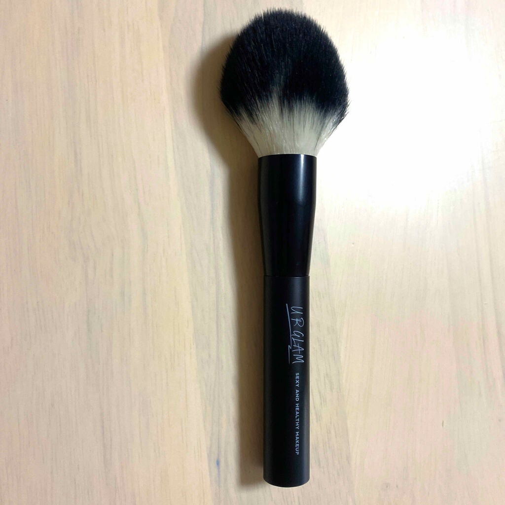 しろ on LIPS 「DAISOのURGLAMシリーズ①01パウダーブラシ 200円..」(2枚目)