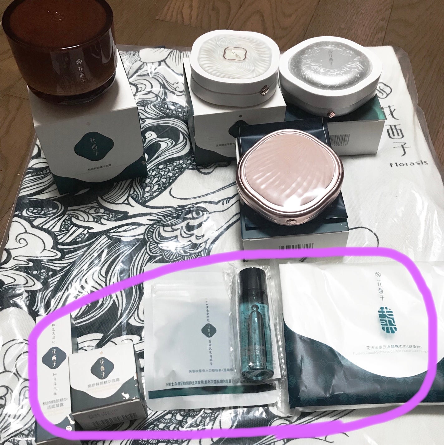 玉養桃花 ルースパウダー/花西子/ルースパウダーを使ったクチコミ(2枚目)