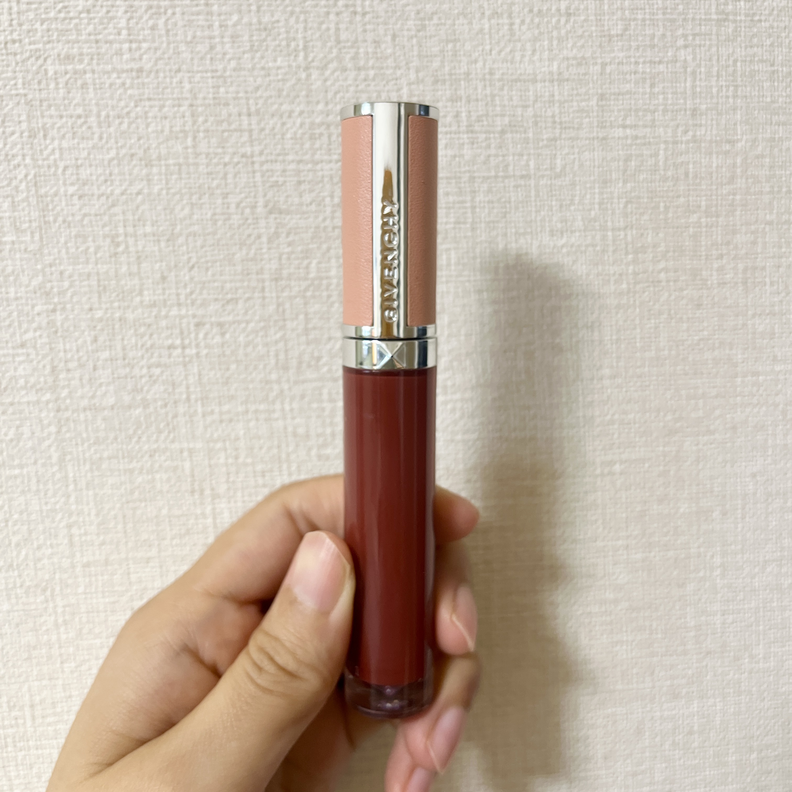 ローズ・パーフェクト・リキッド/GIVENCHY/口紅を使ったクチコミ（2枚目）