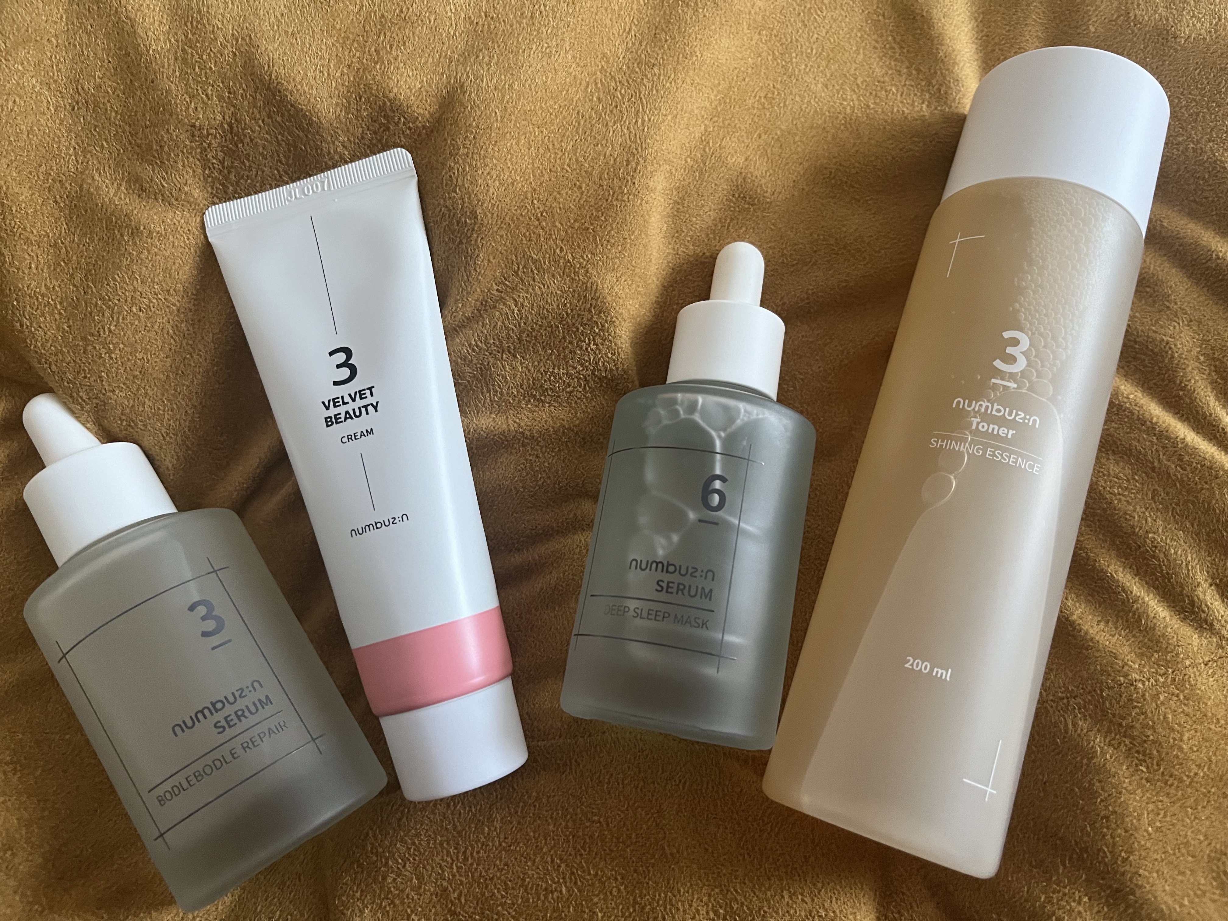 3番 シルクビューティークリーム 50ml【旧】/numbuzin/フェイスクリームを使ったクチコミ（1枚目）