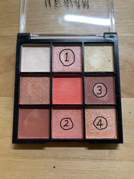 UR GLAM BLOOMING EYE COLOR PALETTE/U R GLAM/アイシャドウパレットを使ったクチコミ(3枚目)