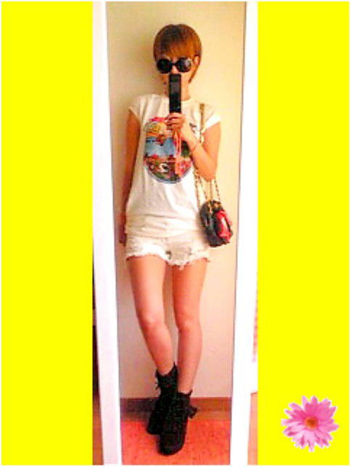 Nico on LIPS 「雑談です。20代の頃のわたし。blogやってた頃。この時の服で..」(5枚目)