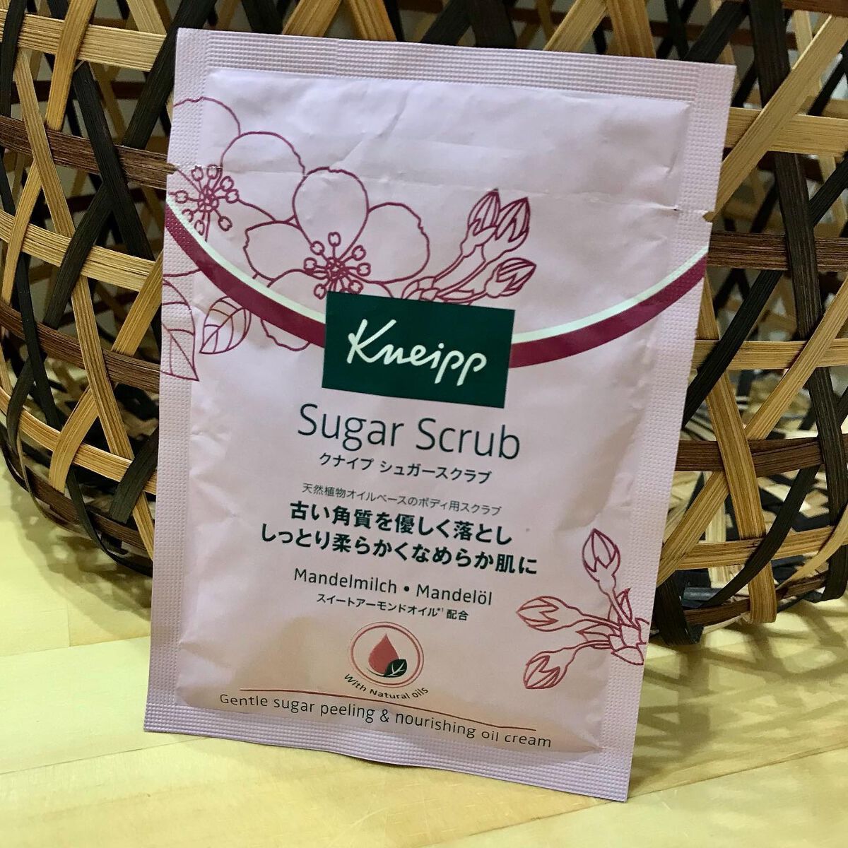 クナイプ シュガースクラブ スイートアーモンド /クナイプ/ボディスクラブを使ったクチコミ(2枚目)