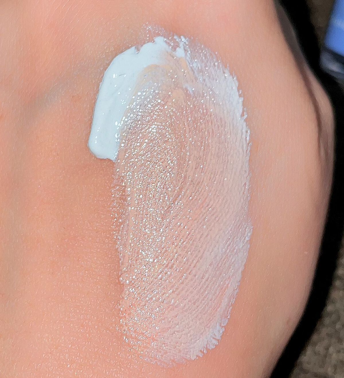 カラーチェンジファンデーション/QUEI/クリーム・エマルジョンファンデーションを使ったクチコミ(5枚目)