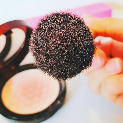 WHOMEE チークブラシ 熊野筆のクチコミ「#購入品
フーミー♡
チークブラシ
初めての熊野筆はフーミーで😊
ベビーピンクとハートの.....」(3枚目)