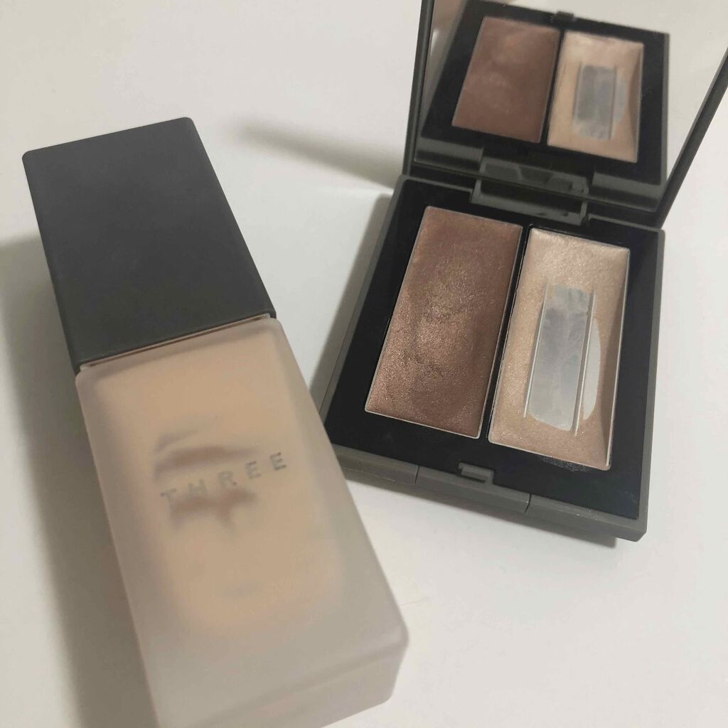 THREE シマリング グロー デュオ/THREE/クリームハイライトを使ったクチコミ(2枚目)