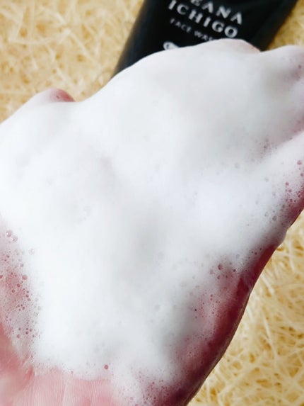 dotbye 毛穴いちご洗顔 ブラック/コスメテックスローランド/洗顔フォームを使ったクチコミ(6枚目)