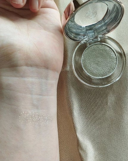 ダズリング ジェム/DECORTÉ/単色アイシャドウを使ったクチコミ(3枚目)