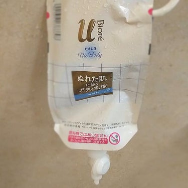 ビオレu ザ ボディ ぬれた肌に使うボディ乳液 無香料のクチコミ「🌟ビオレuザボデイぬれた肌に使うボディ乳液 無香料
*300mL(詰め替えあり)

ボディが超.....」（1枚目）