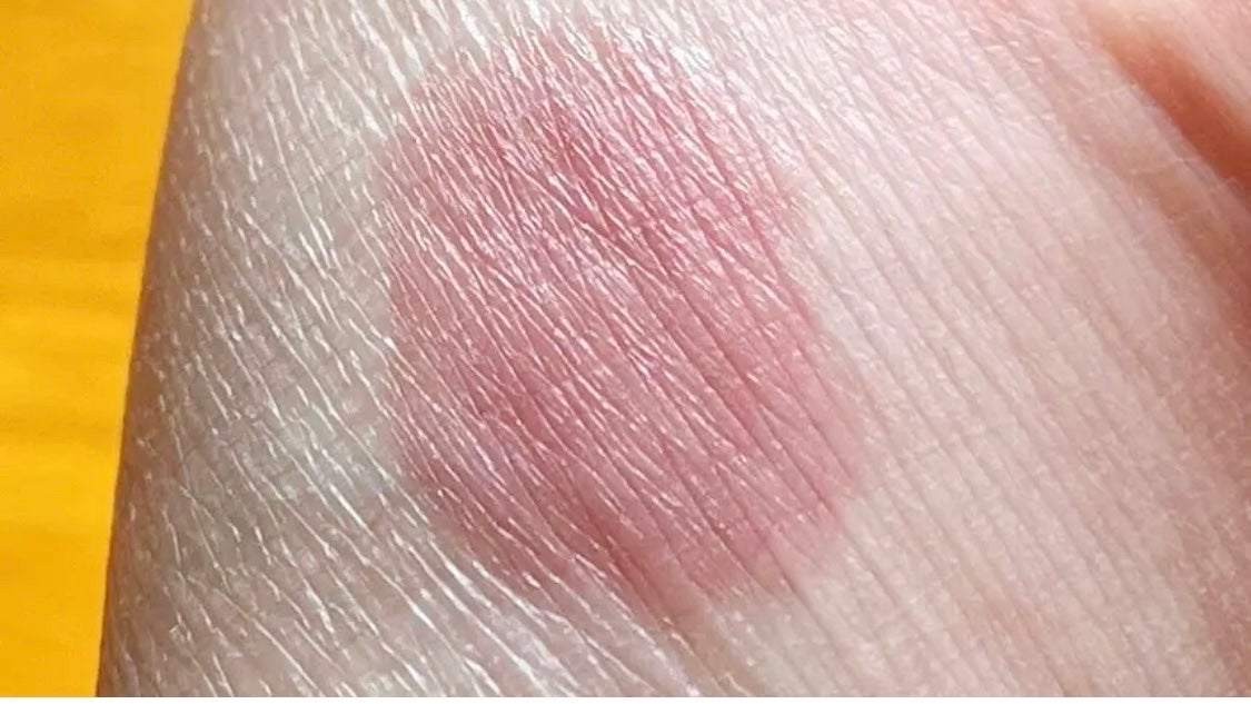 ノンセクショングローリーティント/EQUMAL/リップティントを使ったクチコミ(5枚目)