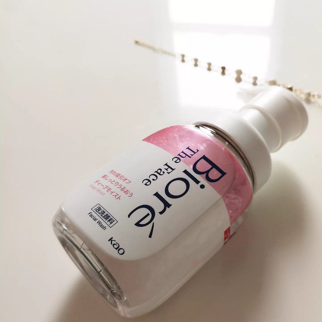 ビオレ ザフェイス 泡洗顔料 ディープモイスト/ビオレ/泡洗顔を使ったクチコミ（1枚目）