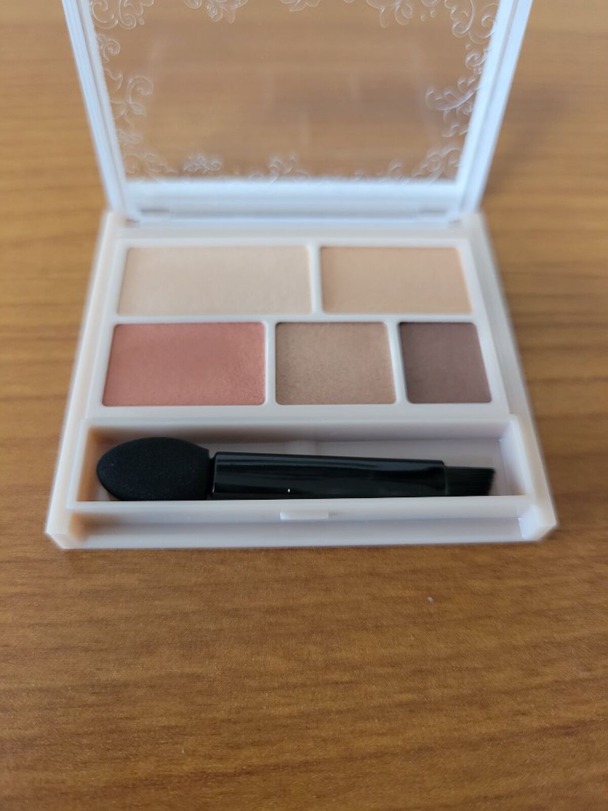 パーフェクトマルチアイズ/キャンメイク/アイシャドウパレットを使ったクチコミ（1枚目）