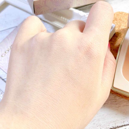 シルキー フィット/COVERMARK/パウダーファンデーションを使ったクチコミ(4枚目)