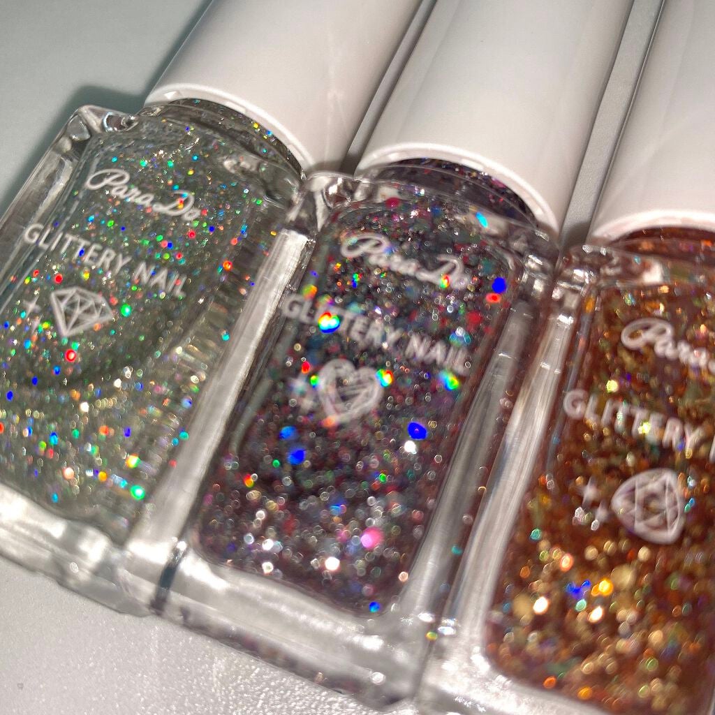 Yuki on LIPS 「パラドゥリトルジュエリーコフレグリッターネイル・シャンパンダイ..」(2枚目)