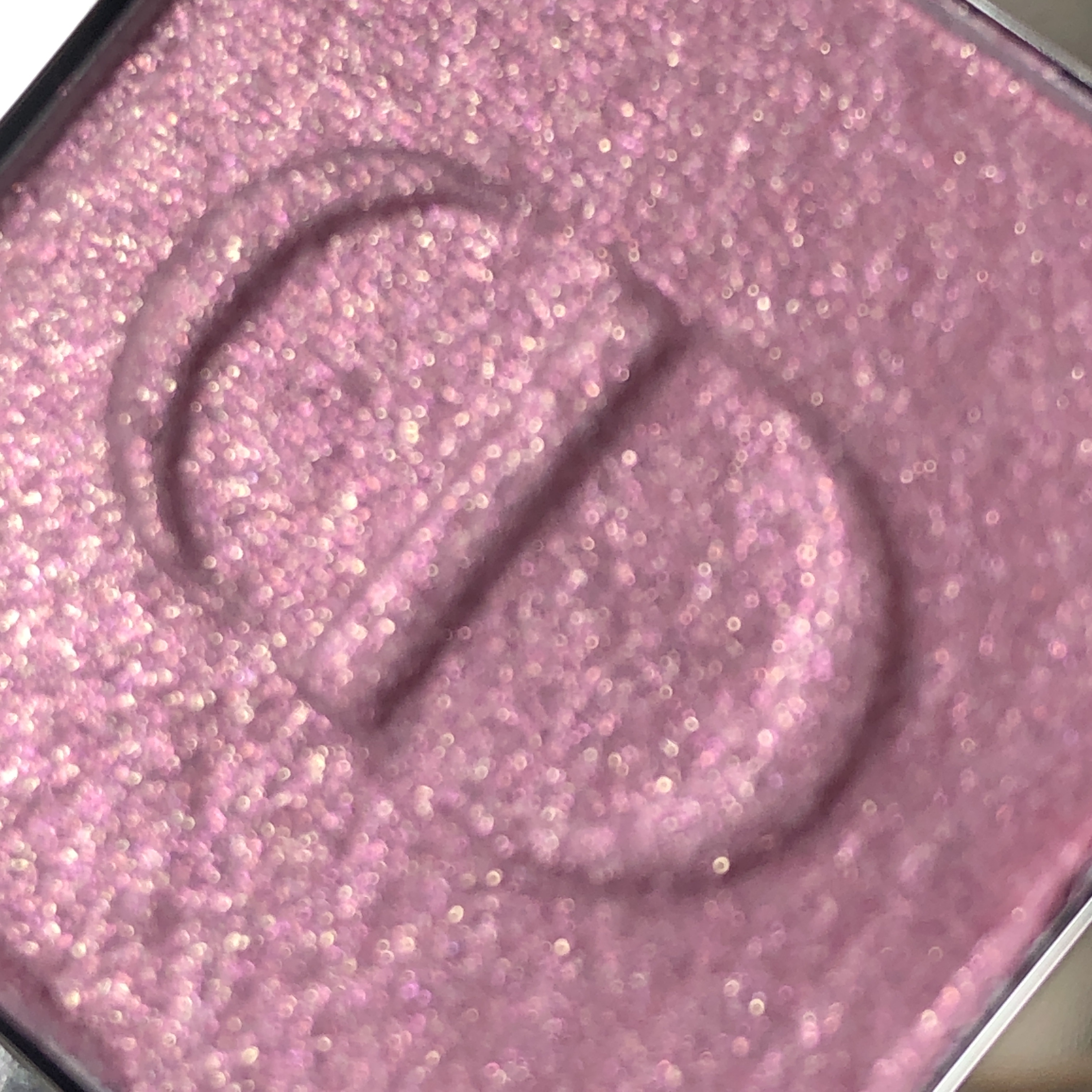 限定単色アイシャドウ】モノ クルール クチュール｜Diorの使い方を徹底