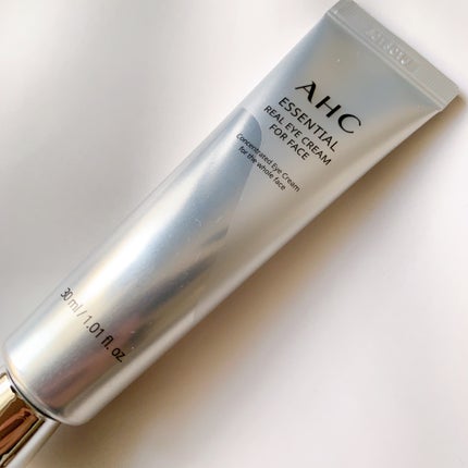 エッセンシャル リアル アイクリーム フォーフェイス/AHC/アイケア・アイクリームを使ったクチコミ(1枚目)