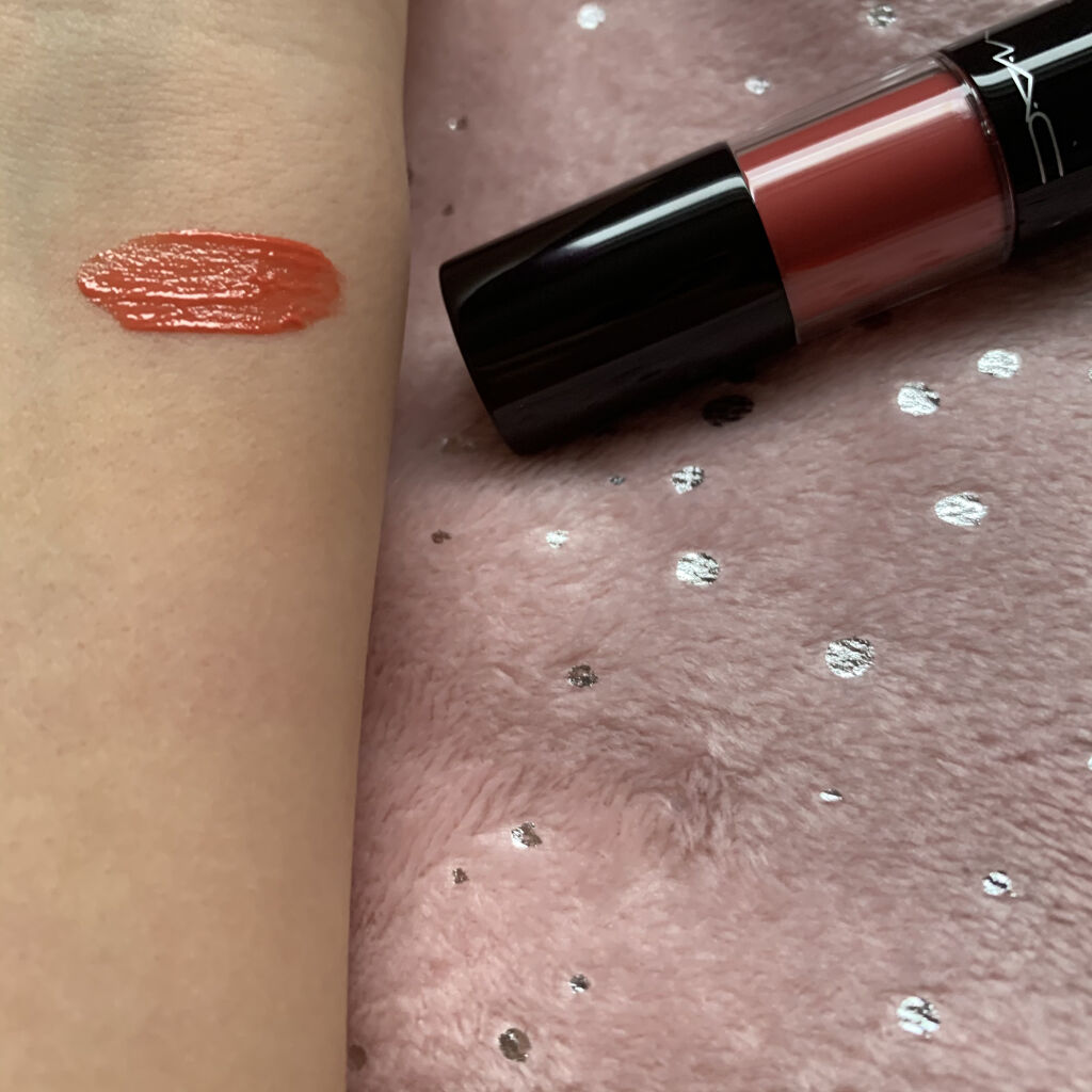 バーシーカラーバーニッシュ クリームリップステイン/M・A・C/リップグロスを使ったクチコミ（2枚目）