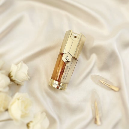 GUERLAIN アベイユ ロイヤル ダブルR アイセロムのクチコミ「2本目のリピート購入品💛 
◇ Guelain  
 アベイユ ロイヤル ダブルR アイセ.....」(1枚目)