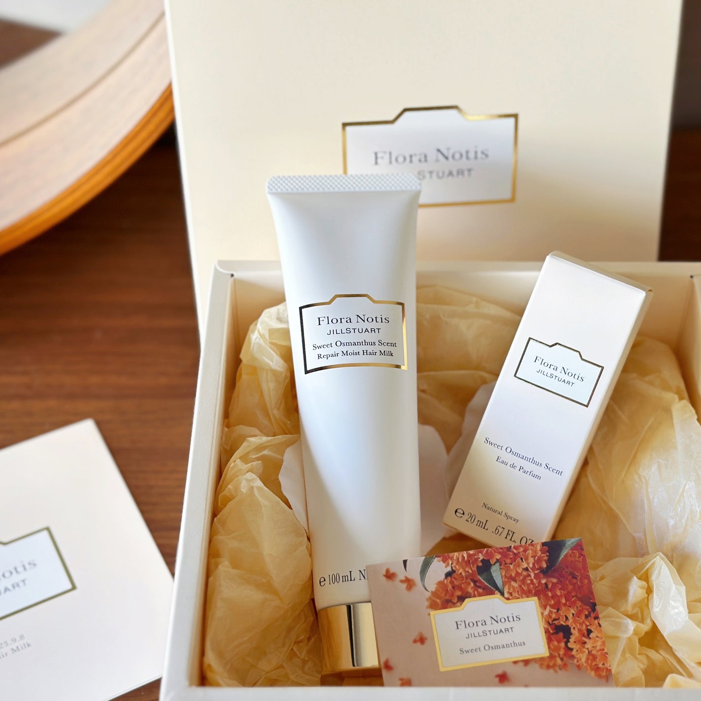 スウィートオスマンサス オードパルファン/Flora Notis JILL STUART/香水(レディース)を使ったクチコミ(1枚目)