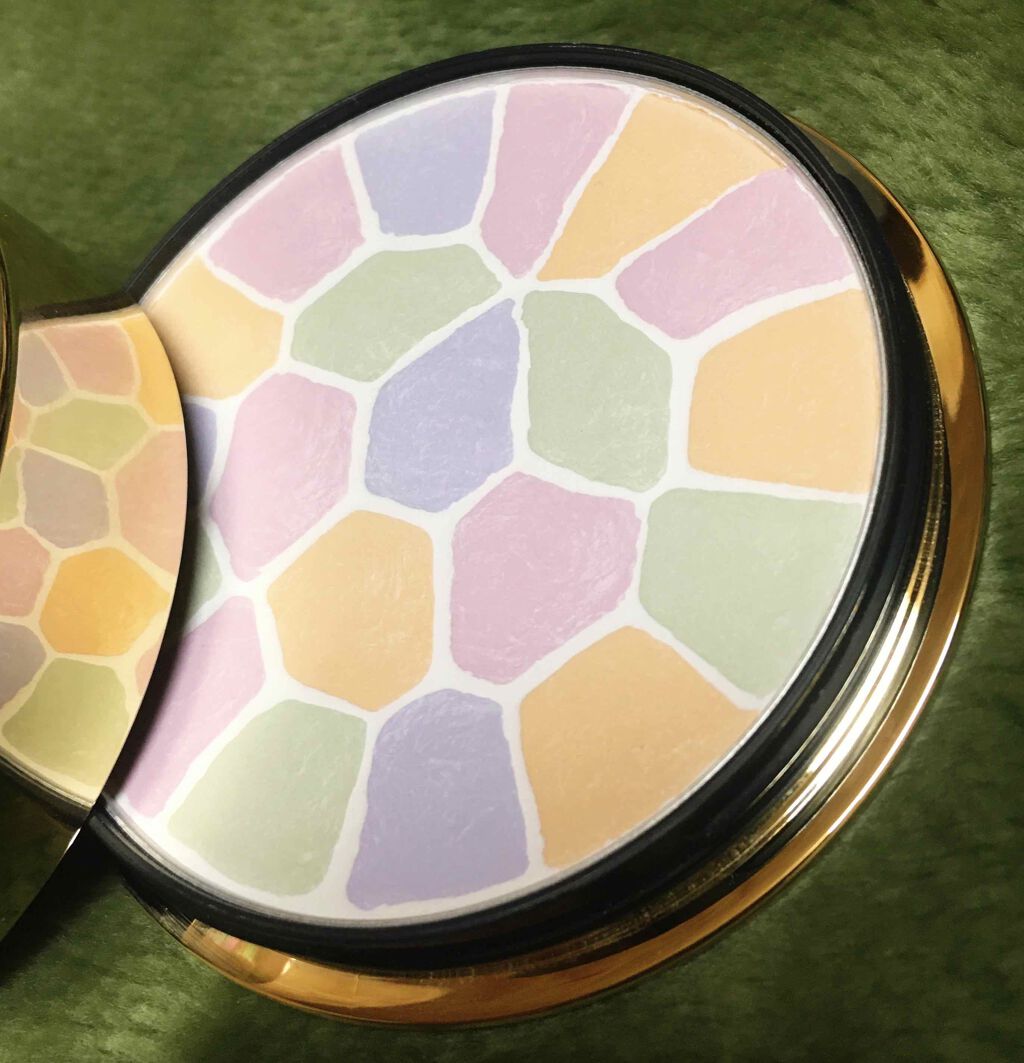 エレガンス ラ プードル オートニュアンス リクスィーズ/Elégance/プレストパウダーを使ったクチコミ（1枚目）