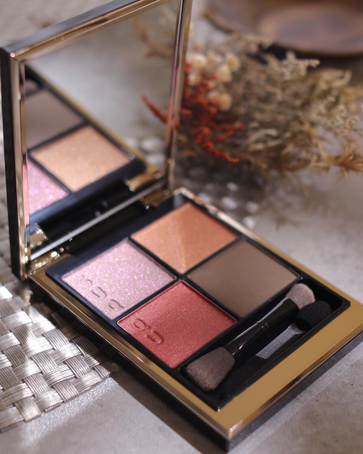 シグニチャー カラー アイズ/SUQQU/アイシャドウパレットを使ったクチコミ(6枚目)