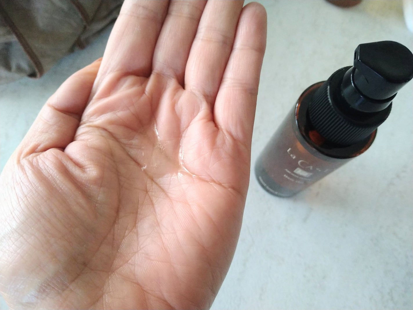 アロマエステ エモリエント ヘアオイル/ラ・カスタ/ヘアオイルを使ったクチコミ(7枚目)