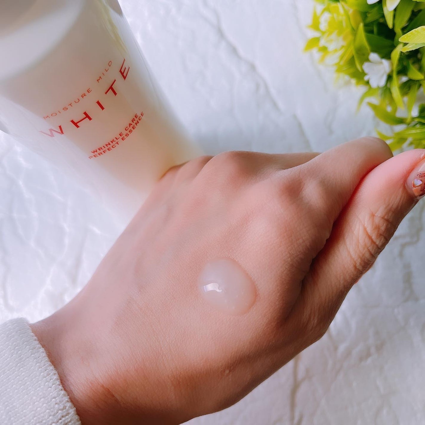 モイスチュアマイルドホワイトリンクルケア パーフェクトエッセンス/モイスチュアマイルド ホワイト/オールインワン化粧品を使ったクチコミ(3枚目)