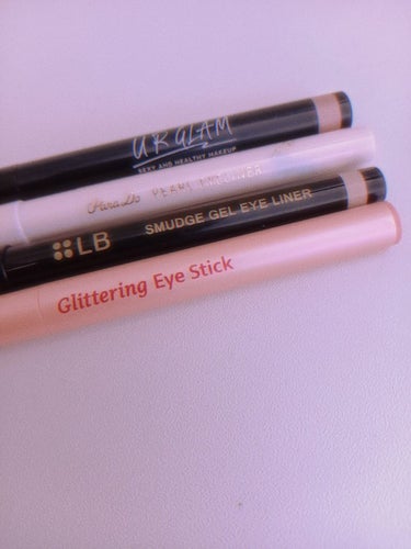 UR GLAM　EYESHADOW STICK/U R GLAM/ジェル・クリームアイシャドウを使ったクチコミ（1枚目）