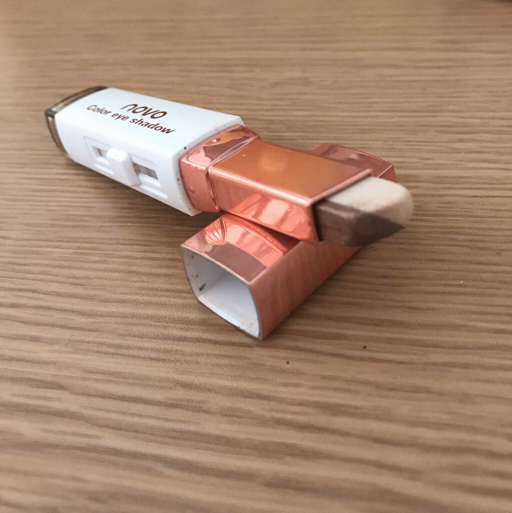 グラデーションアイシャドウ/NOVO/スティックアイシャドウを使ったクチコミ（2枚目）