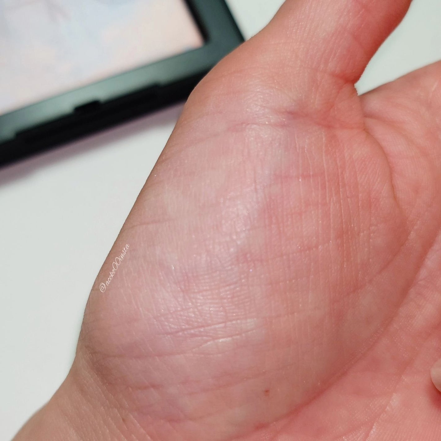 ライトリフレクティング プリズマティックパウダー/NARS/プレストパウダーを使ったクチコミ(5枚目)