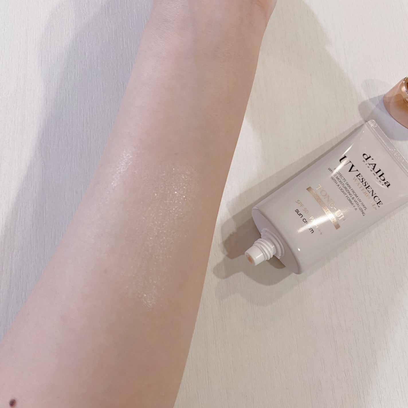 ウォータフルトーンアップサンクリーム/ダルバ/日焼け止めクリームを使ったクチコミ(3枚目)