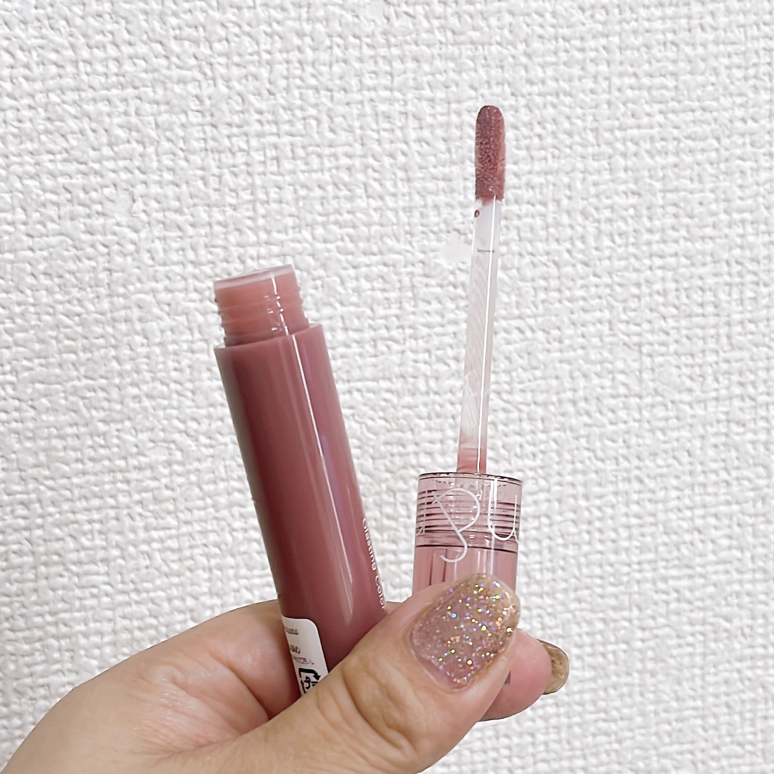 グラスティングカラーグロス/rom&nd/リップグロスを使ったクチコミ（1枚目）