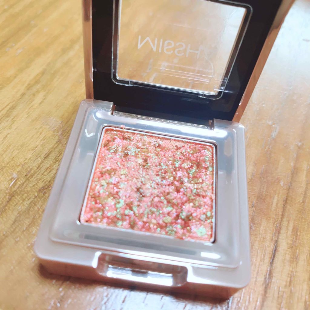 グリッタープリズム シャドウ/MISSHA/グリッターを使ったクチコミ（1枚目）