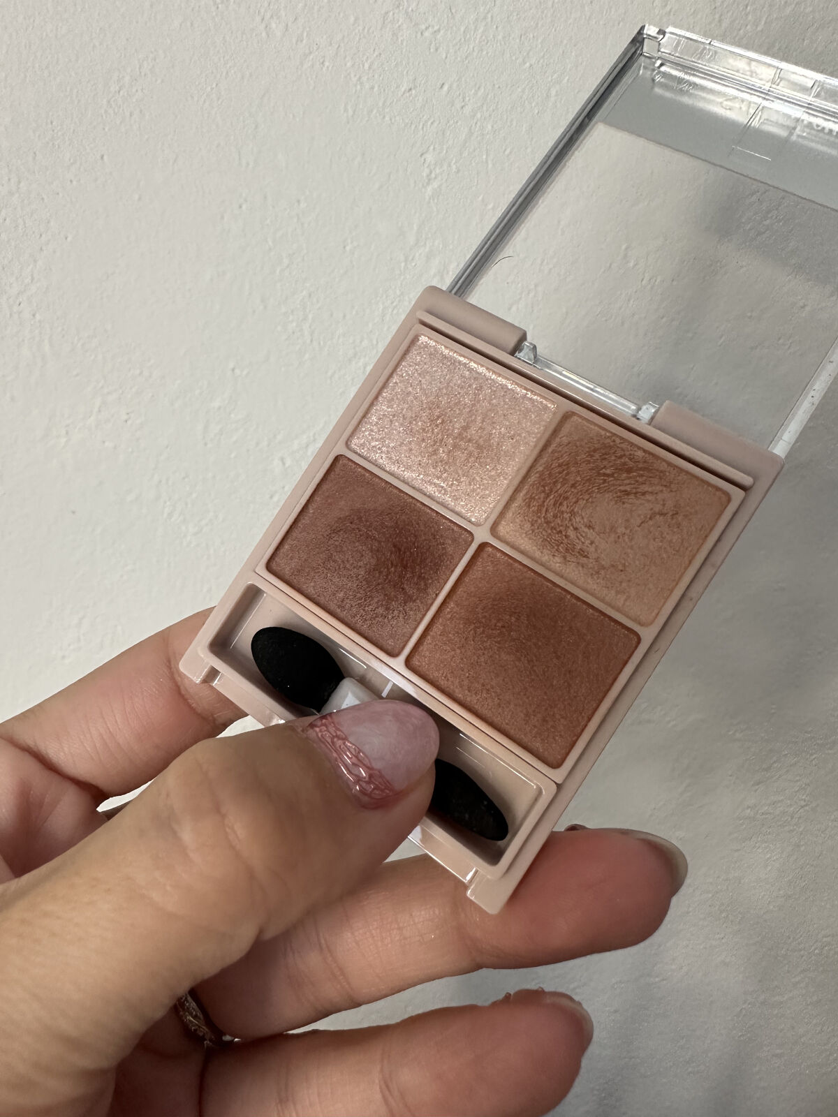 シルキースフレアイズ（マットタイプ）/キャンメイク/アイシャドウパレットを使ったクチコミ（3枚目）