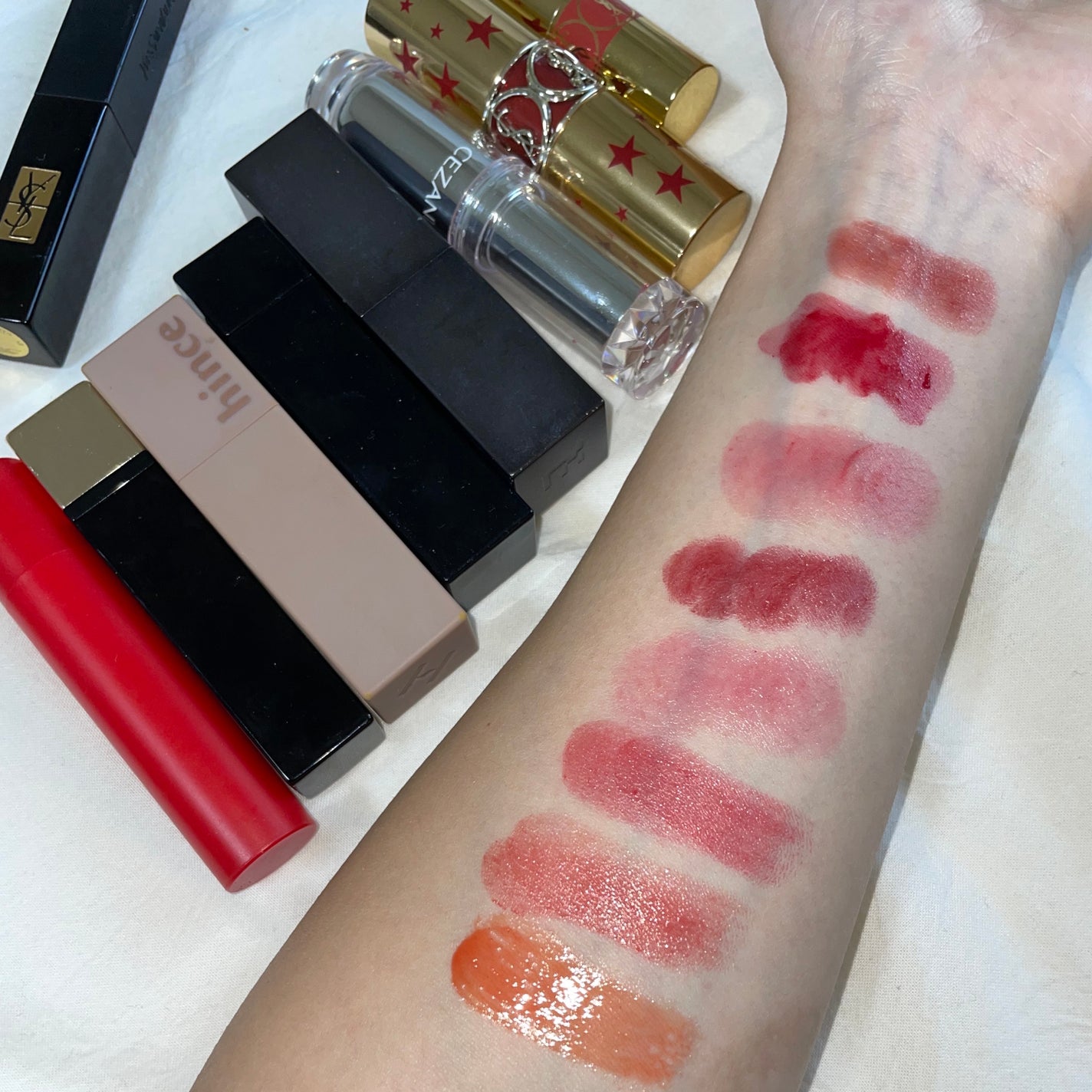 ルージュ ヴォリュプテ シャイン/YVES SAINT LAURENT BEAUTE/口紅を使ったクチコミ(2枚目)