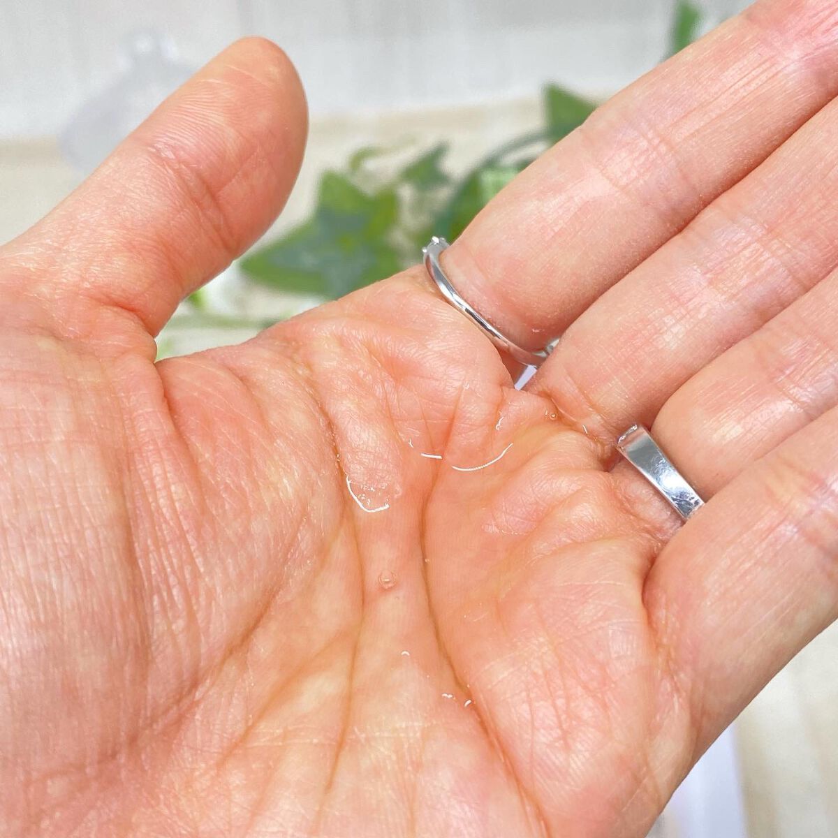 アフターグロウドロップ/DEW/化粧水を使ったクチコミ(5枚目)