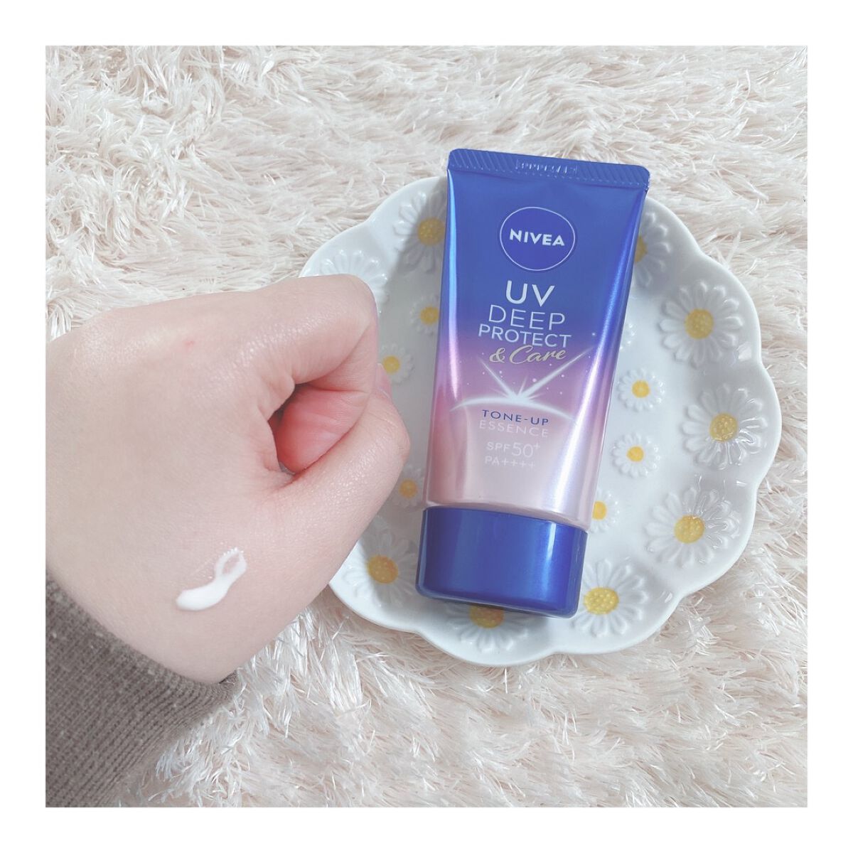 ニベアUV ディープ プロテクト＆ケア トーンアップ エッセンス/ニベア/日焼け止めローションを使ったクチコミ（3枚目）