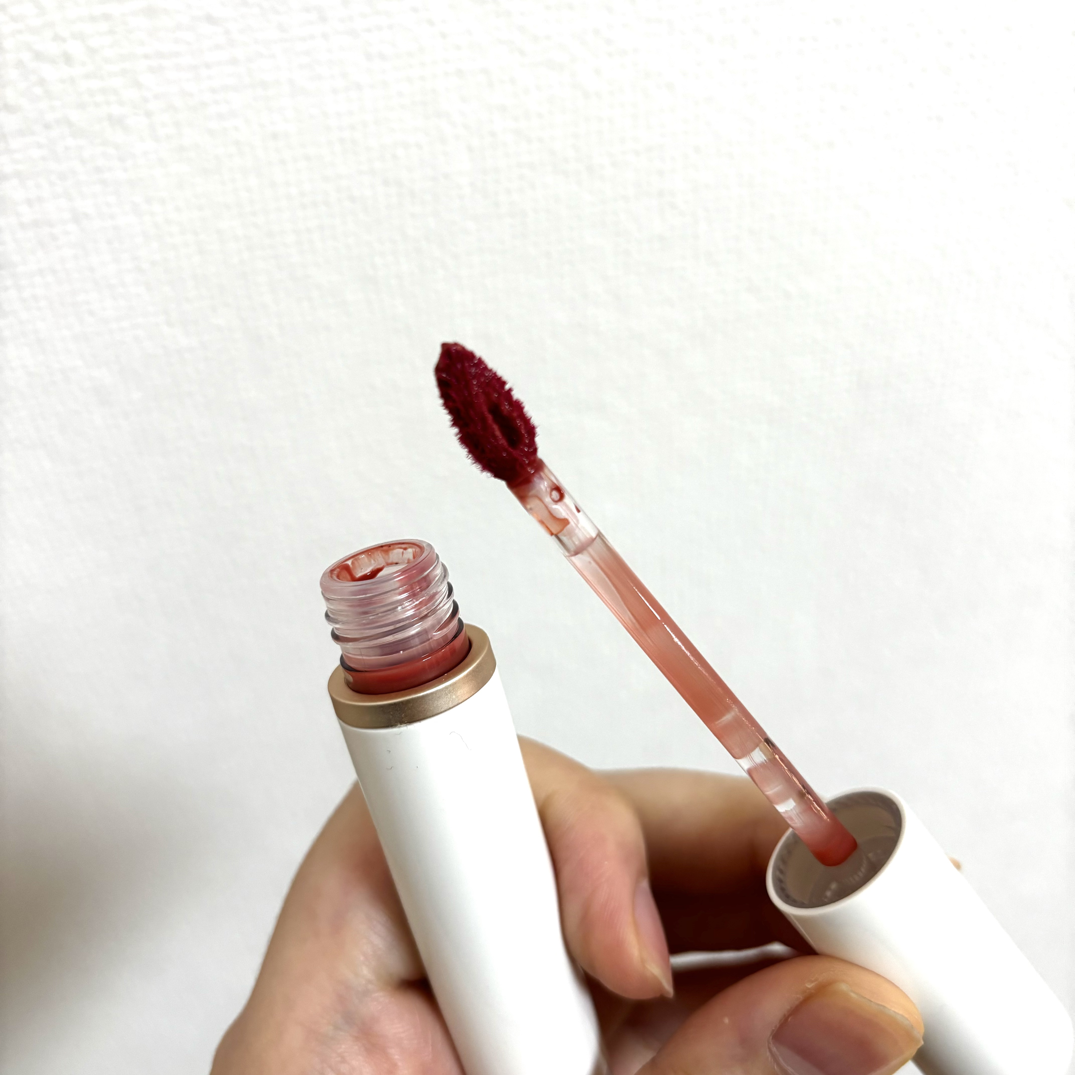 ムードインハンサーウォーターリキッドグロウ W003 ハーモニアス/hince/口紅を使ったクチコミ（2枚目）