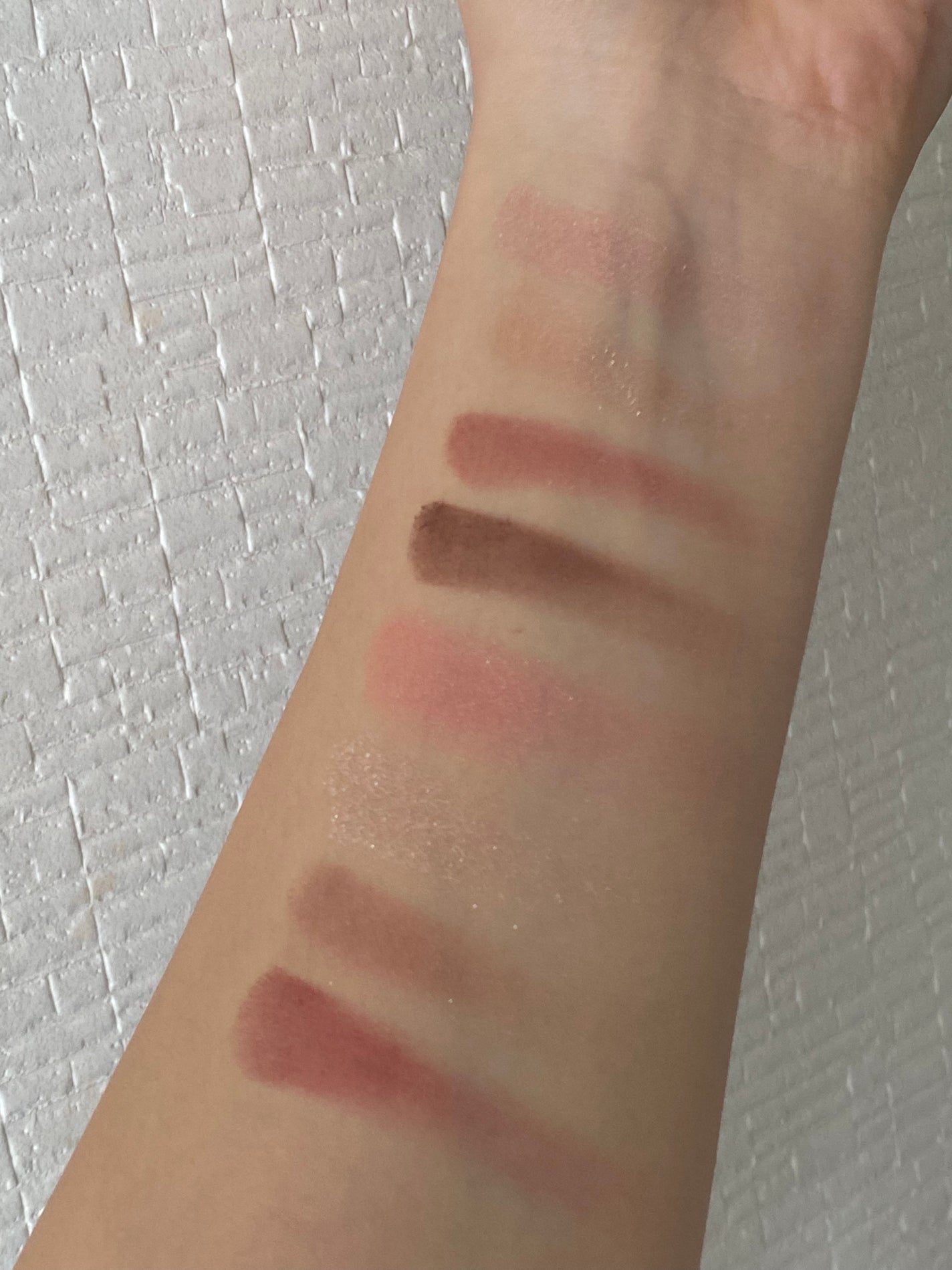 レブロン ダズル アイシャドウ クアッド/REVLON/アイシャドウパレットを使ったクチコミ(5枚目)