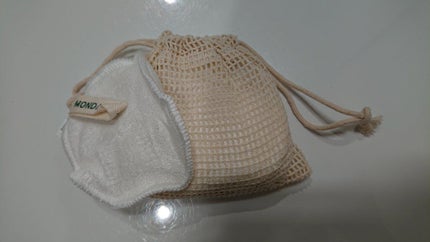 THE BODY SHOP リユーサブル バンブーコットンパッドのクチコミ「ボディショップで、おもしろいものを見つけたので購入してみました。
リユーサブル バンブーコッ.....」(2枚目)