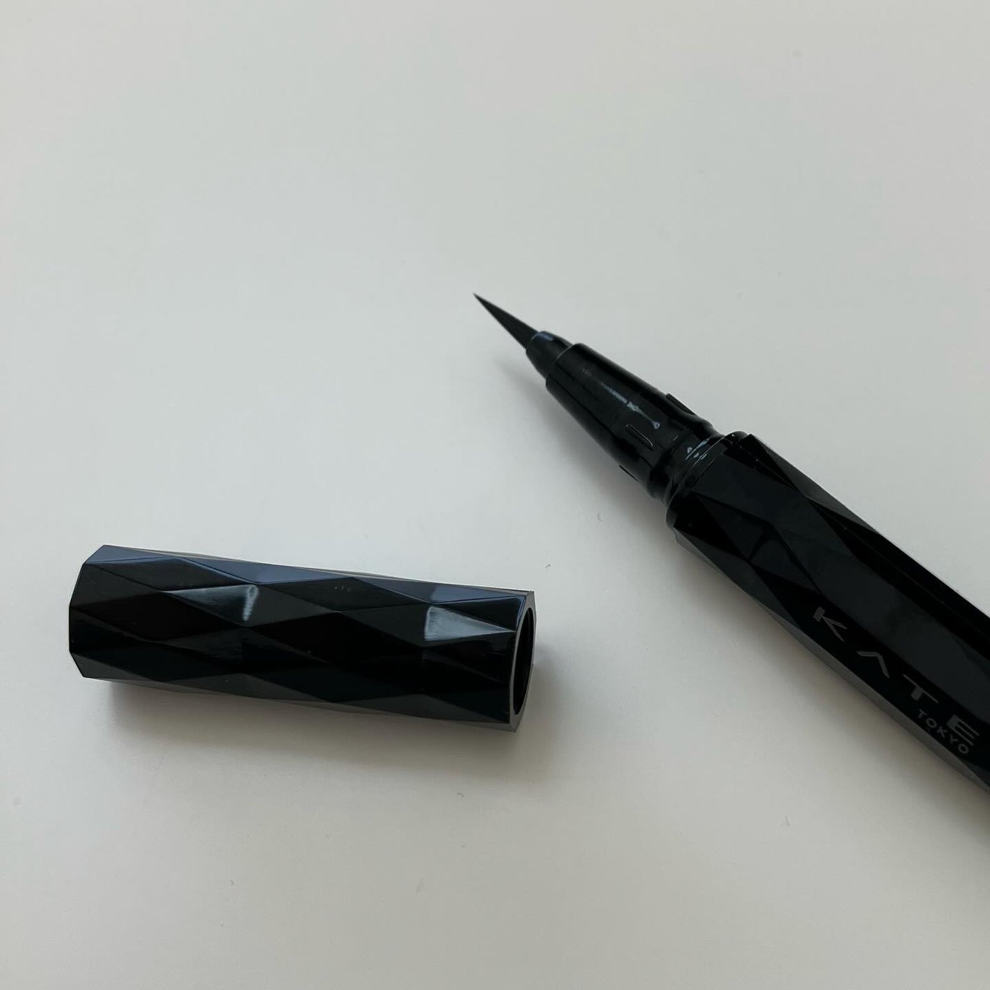 スーパーシャープライナーEX4.0/KATE/リキッドアイライナーを使ったクチコミ(7枚目)