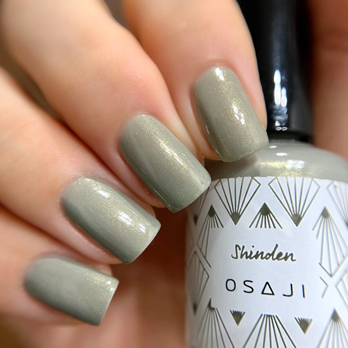 オサジ アップリフト ネイルカラー/OSAJI/マニキュアを使ったクチコミ(2枚目)