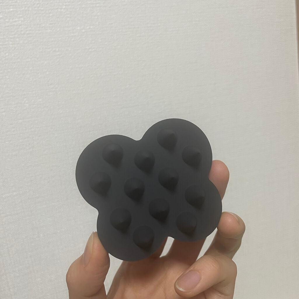 uka scalp brush kenzan/uka/スカルプブラシを使ったクチコミ(2枚目)