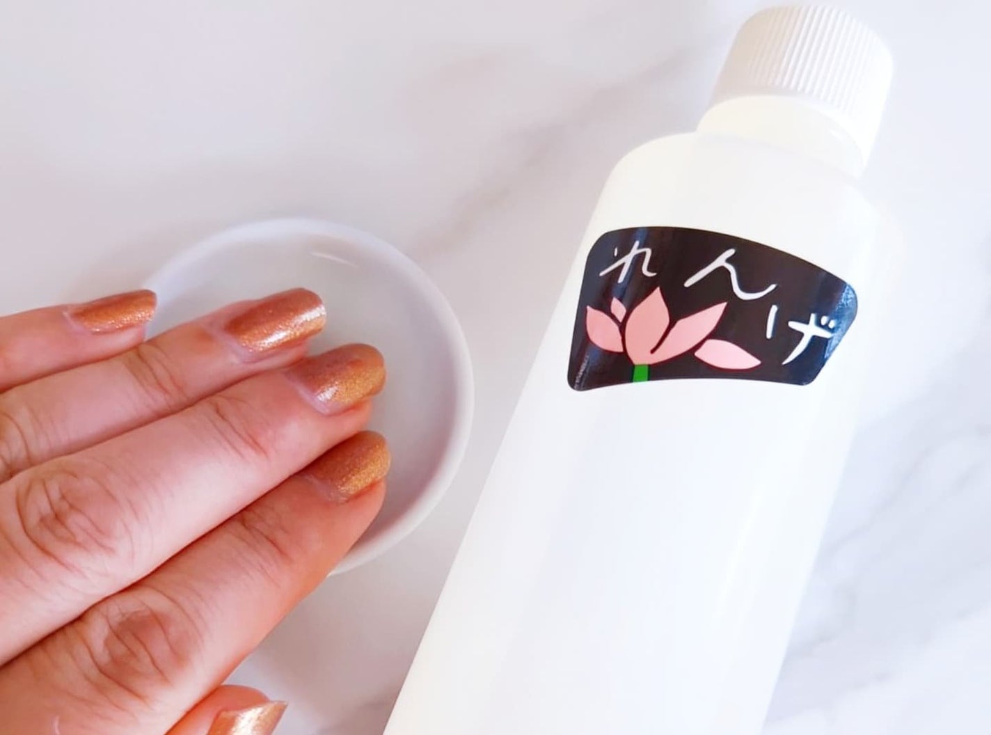 ありがとうこ on LIPS 「れんげ研究所「れんげ化粧水」大正12年生まれの生レモンを主成分..」(4枚目)